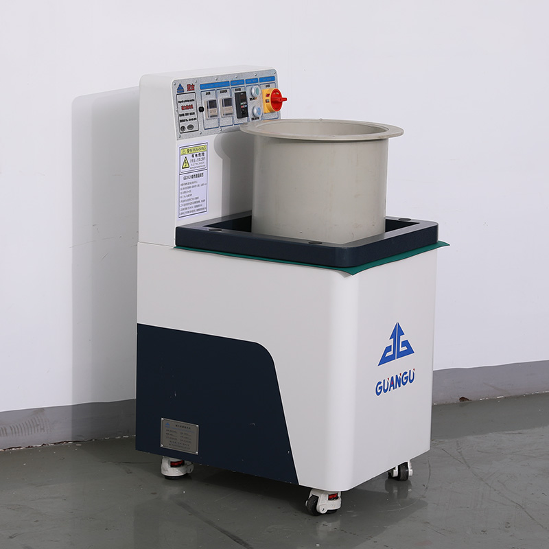 金屬會(huì)發(fā)霉嗎？磁力拋光機(jī)輕松解決