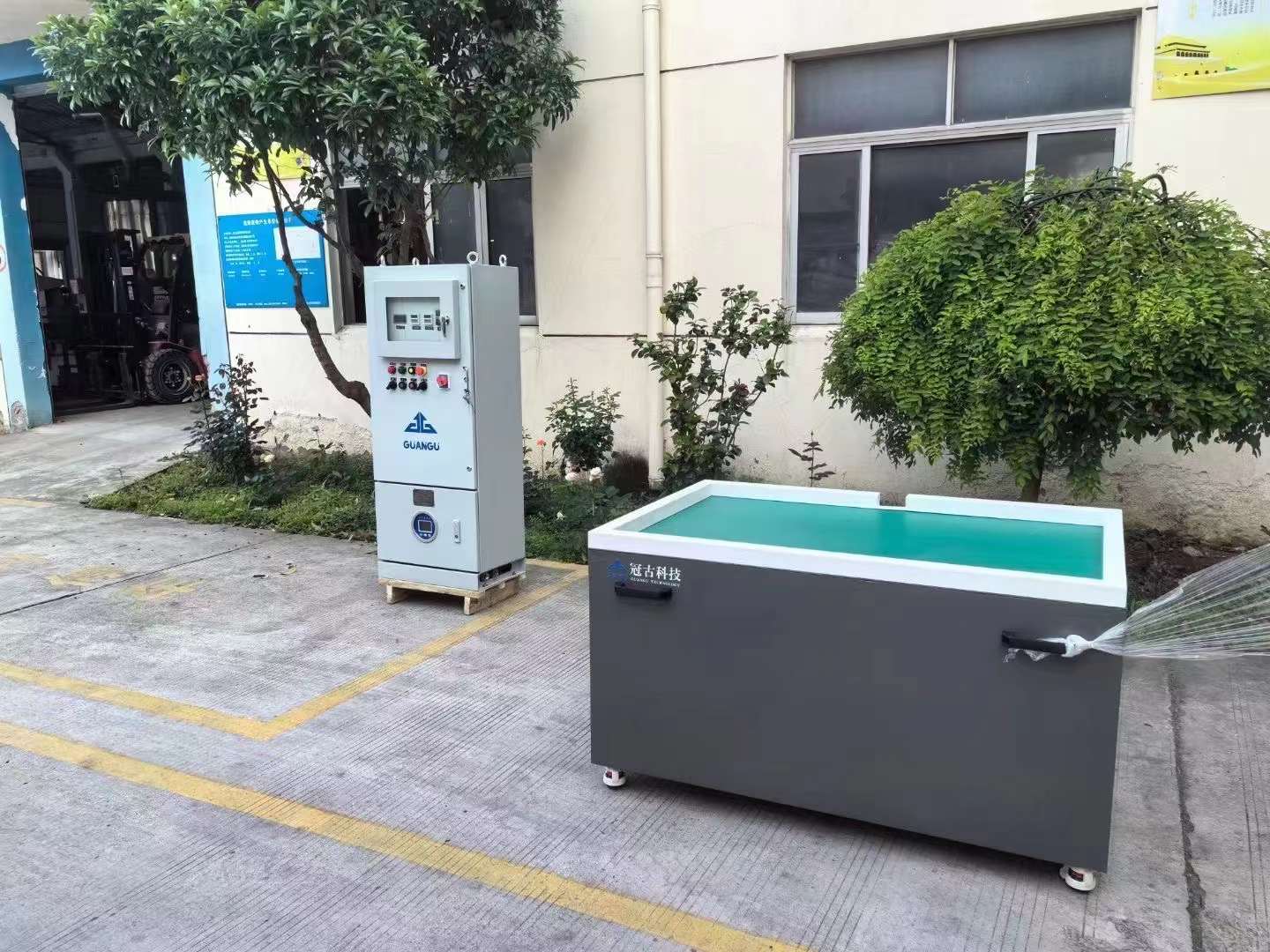 醫(yī)療防爆磁力拋光機(jī)的應(yīng)用